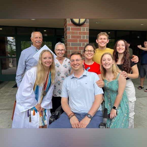 Meet your Posher, Jennifer - Picture 2 of 2